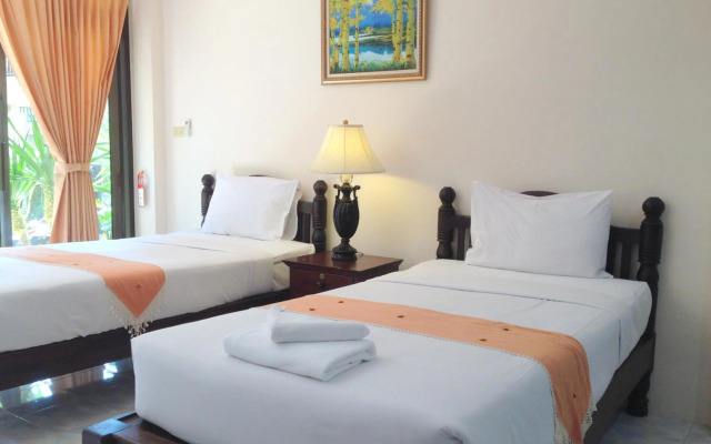 Panupong Hotel