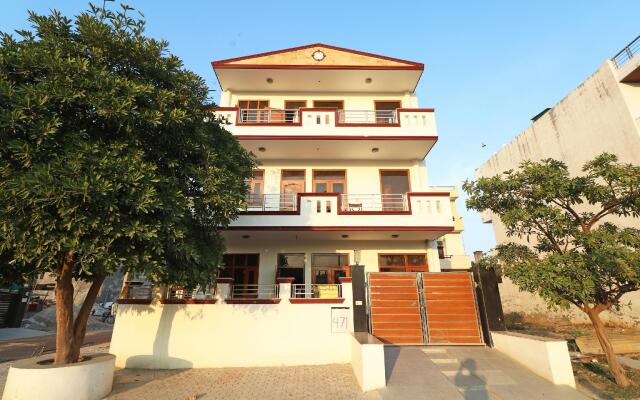 OYO 28115 Blue Heaven