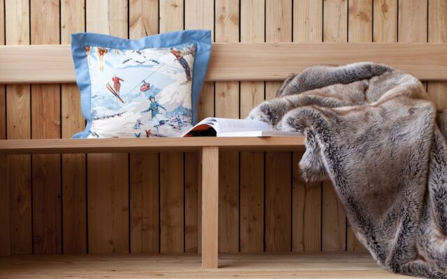 Alpina Lech Geborgen in den Bergen