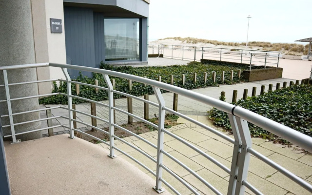 Studio in Nieuwpoort With Stunning Sea View