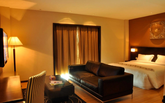Tat Place Hotel
