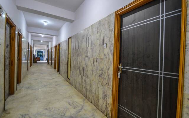 OYO 14814 Hotel Vinayak