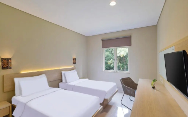 Pelangi Hotel at Artotel Pelangi Park – Guest Rooms – Sukaraja