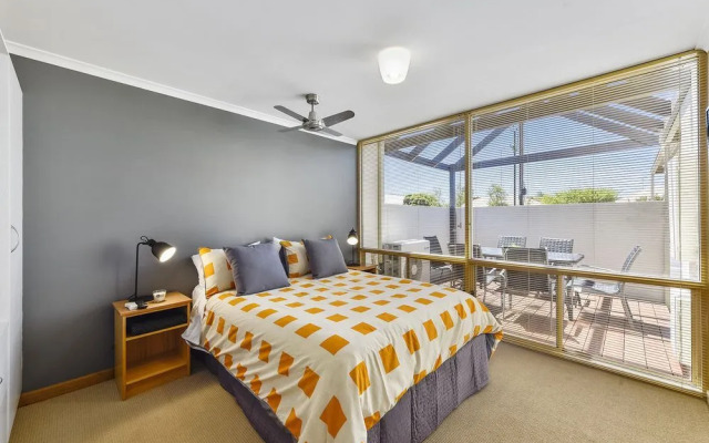 City Crashpad Apartment