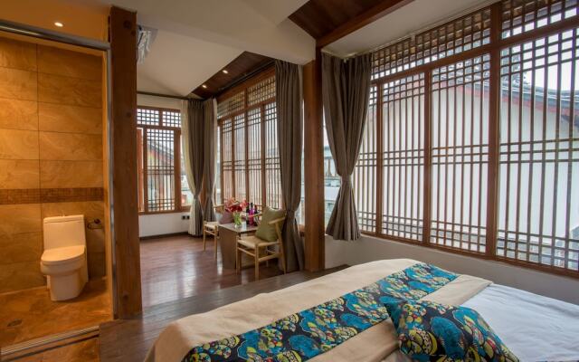 Yunzhong Baisha Lijiang Inn
