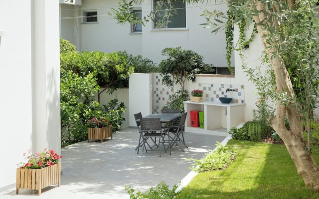 Addaura Marina Apartment by Wonderful Italy