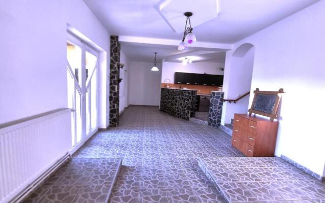 Brekner Private House