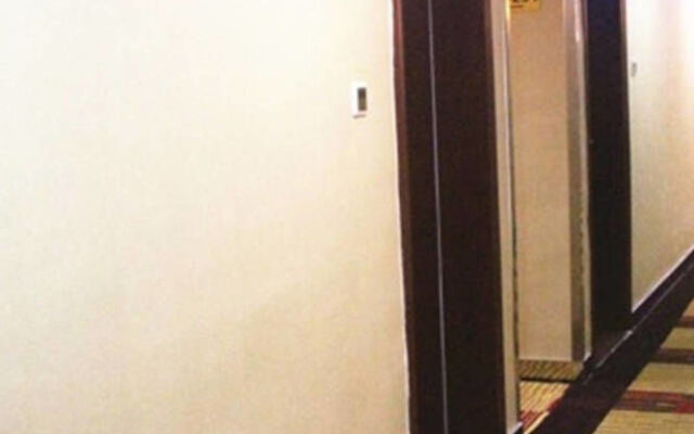 Junqiang Shangwu Hotel