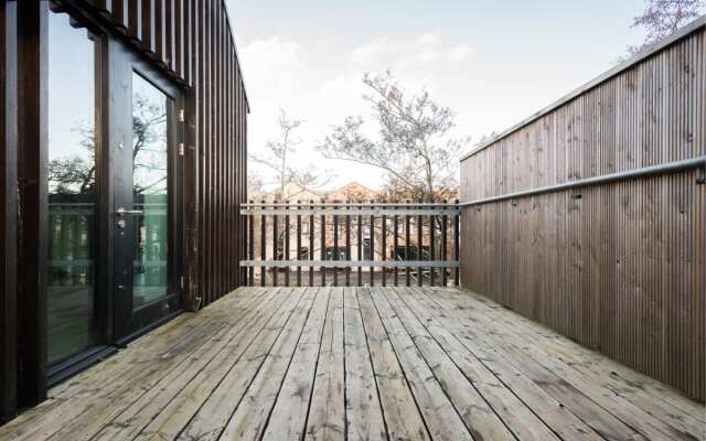 The Cliffside Loft - Distinctly Modern 3BDR Riverside Home