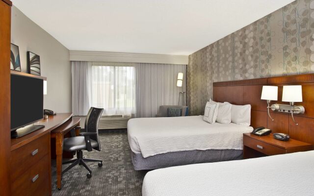 Courtyard by Marriott Gulfport Beachfront