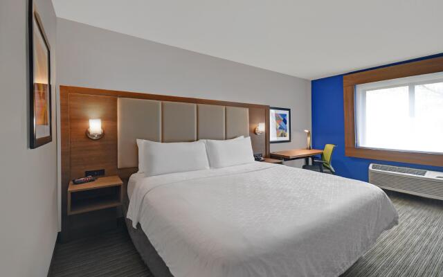 Holiday Inn Express Marshall by IHG