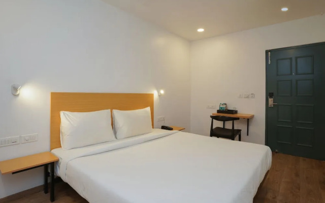 Uptown Hotel