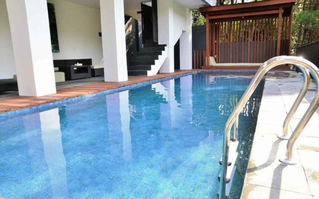 Cempaka 1 Villa 5 Bedrooms with a Private Pool