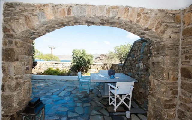 Beautiful Villa at Panormos