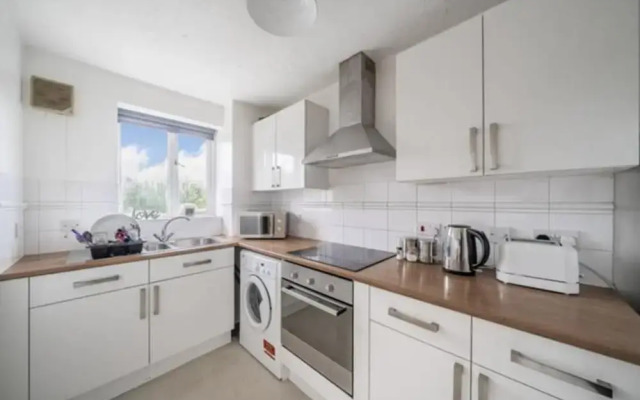 Charming Apartment Close to Central London