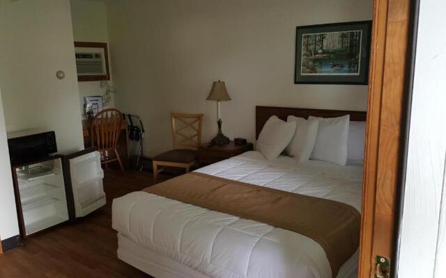 Budget Host Inn