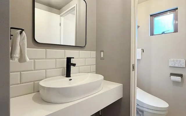 Reno bld 301