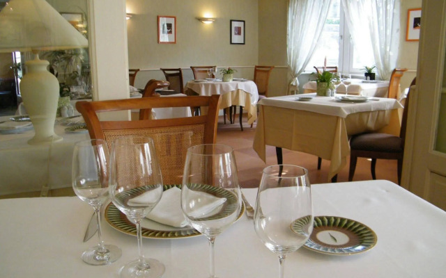 Logis Auberge Saint Thégonnec & son Restaurant