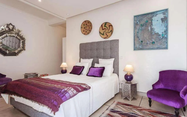 Riad La Sarrazine