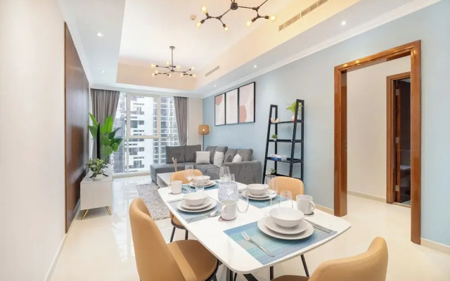 Heaven Crest Vacation Homes Downtown - Studio, 1, & 3 Bedroom Suites 2 minute walk to Dubai Mall and Burj Khalifa