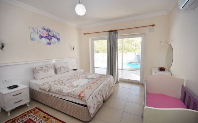 Villa Tema by Helaltatilvillari