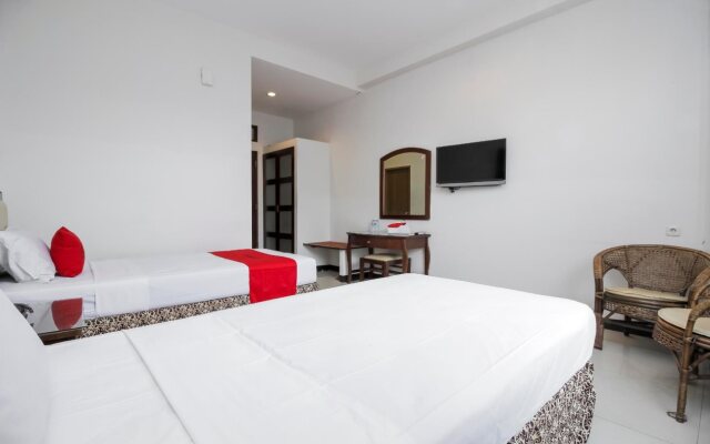 Hotel Emia by RedDoorz