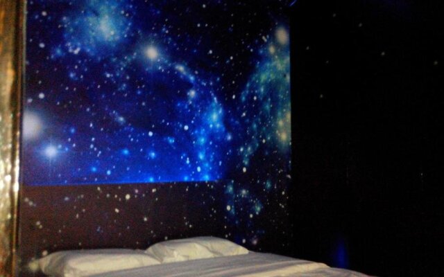 Themes House at JB City