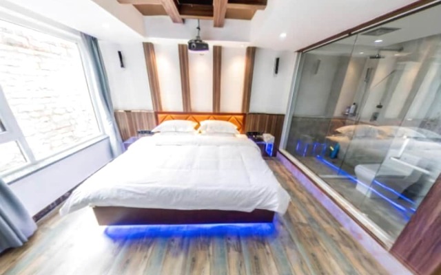 Weihai Gaoshang Movie Art Hotel