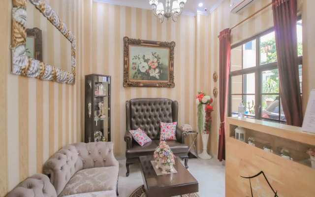 OYO 90338 Rumah Yasmin Syariah – Guest Rooms – Medan