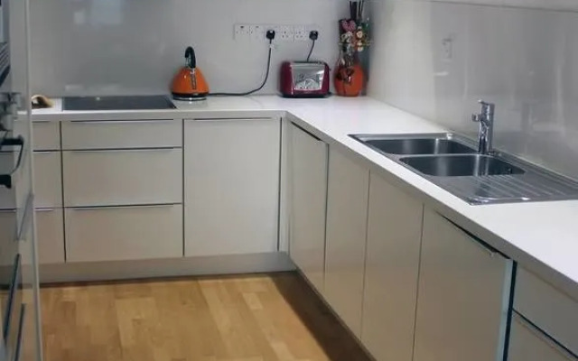Finikoudes Luxury Apartments