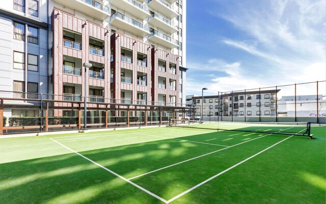 QV Glamour Apt with Carpark - 758