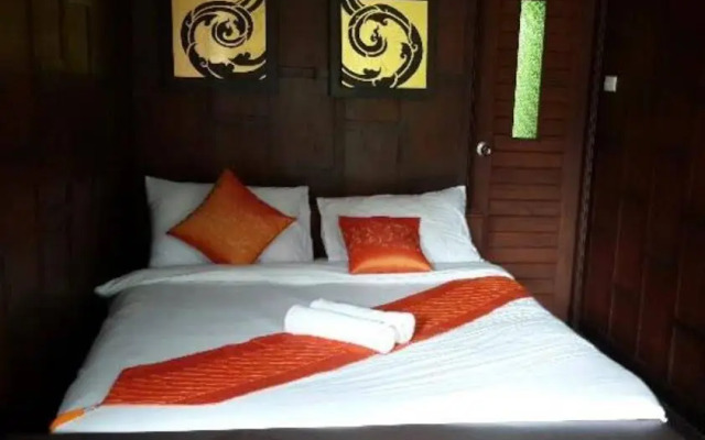 Nontnatee Homestay