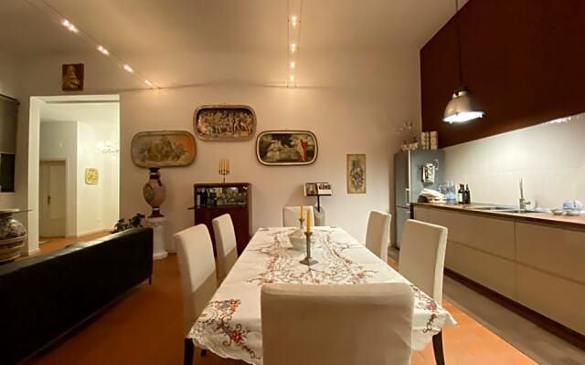 Lenzi’s Bottega and Gallery Suites