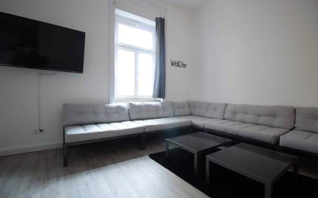 Geräumiger Altbau für große Gruppen