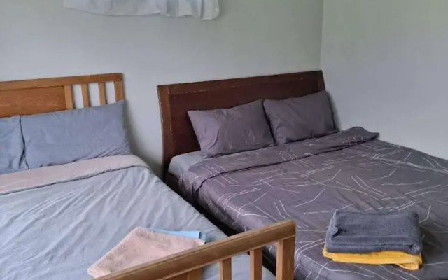 3 Bedroom House A 3 Frank St