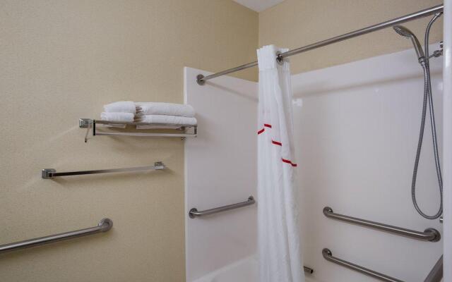 Red Roof Inn & Suites Bloomsburg – Mifflinville