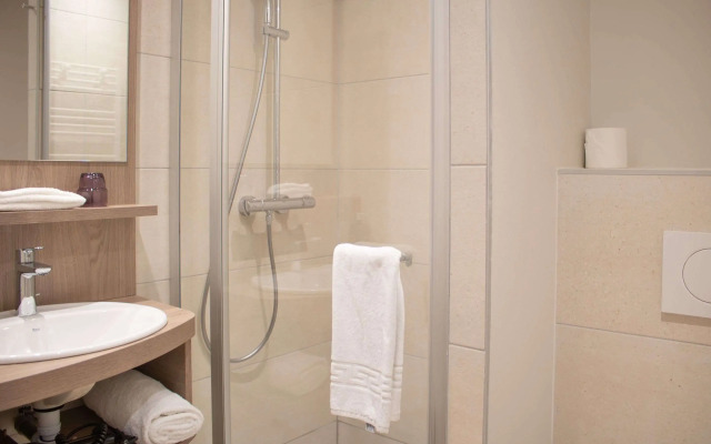 Brit Hotel Blois - Le Préma