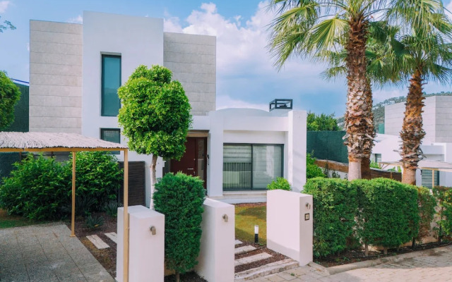 Alya Sierra Bodrum