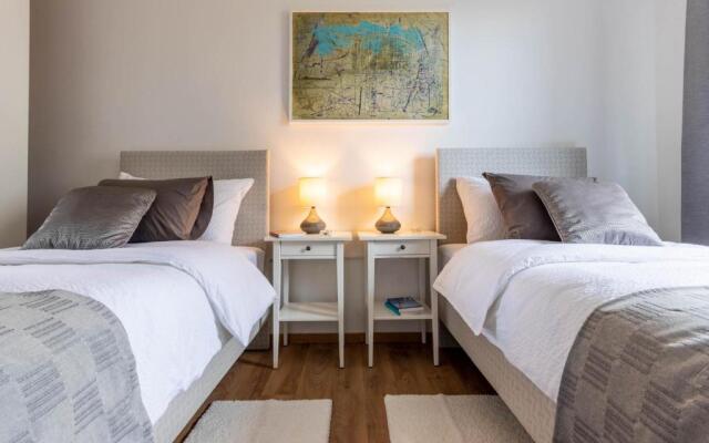 Hendrix Bridge Apartment 2