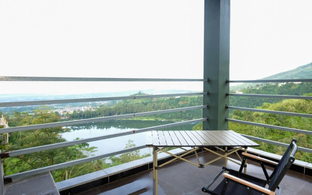 Urbanview Hotels Asmaraloka Umbrella