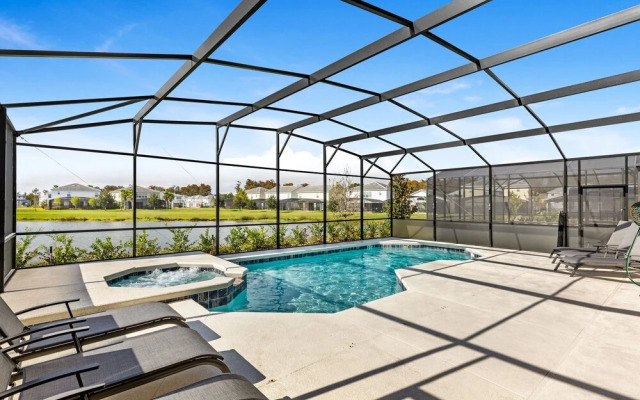 Lake Views, Private Pool & Spa, Games Room..
