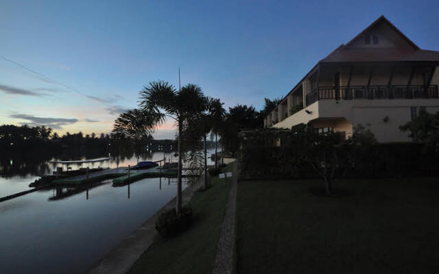 Maeklong Marina Resort