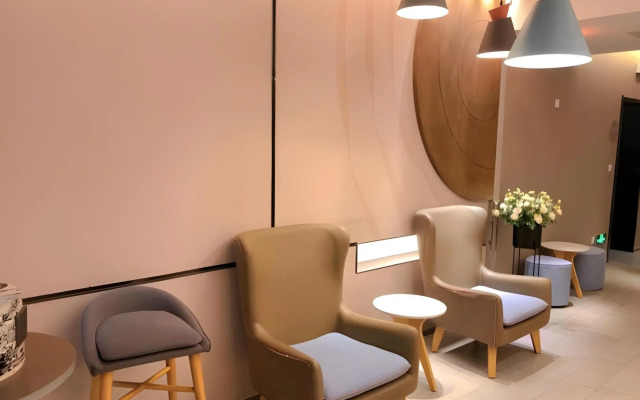 Homeinn Hotel (Rongcheng Chengshan Avenue RT-Mart)