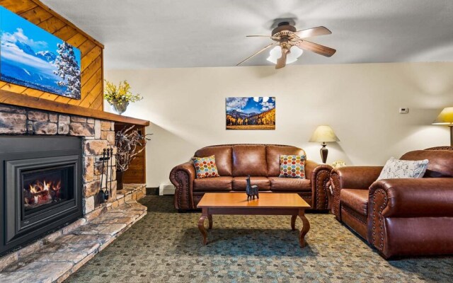 Box Canyon Lodge And Hot Springs