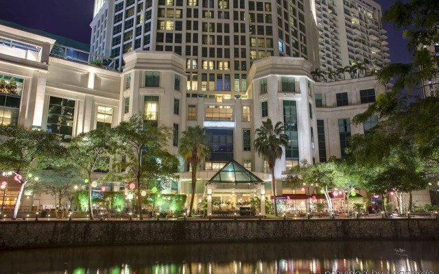 Grand Copthorne Waterfront