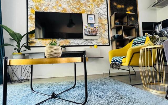 24 On Basil Boutique Aparthotel