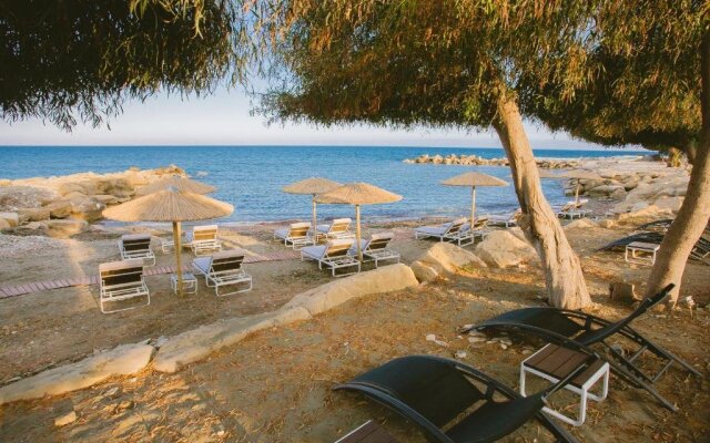 Elya Beach Luxury Suites