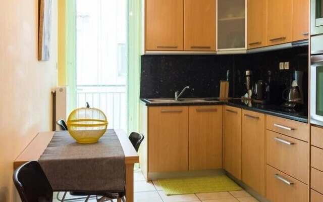 Spacious 2 Bedroom Apartment In Thessio