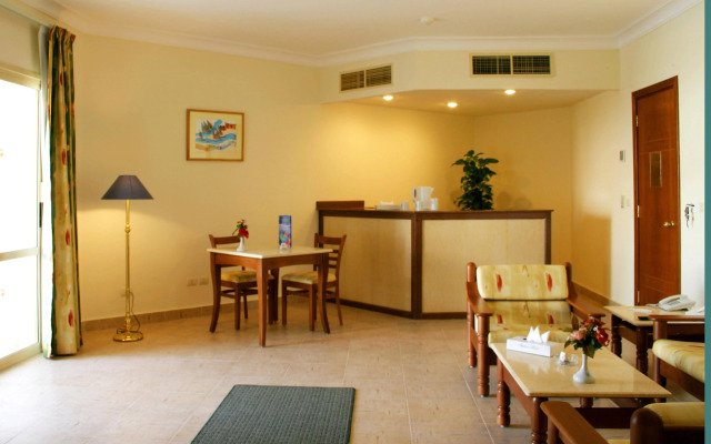 Falcon Hills Hotel