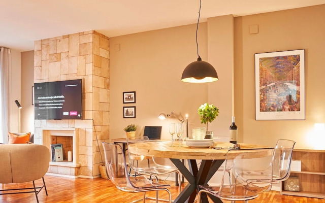 Love Local Life Near Sagrada Familia By Myrentalhost